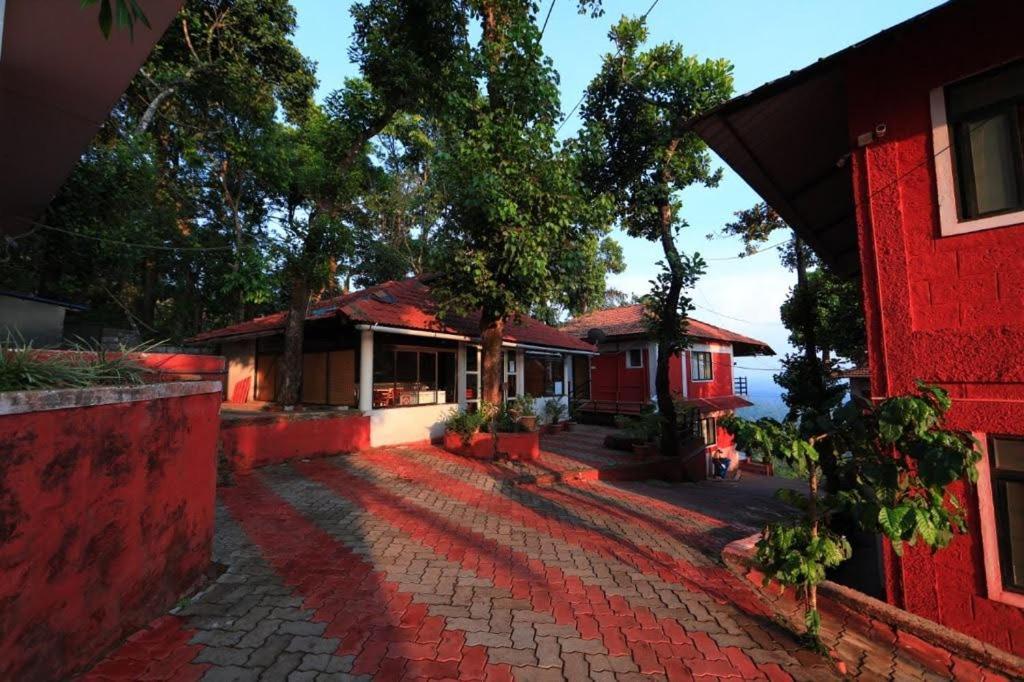 Wanders In Travel Company Hotel Madikeri Exterior photo