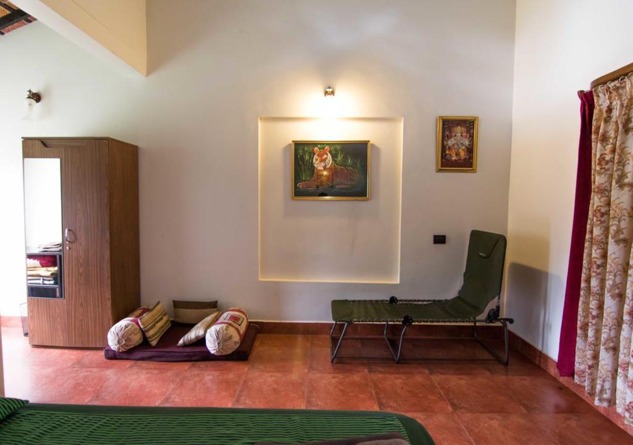 Wanders In Travel Company Hotel Madikeri Exterior photo