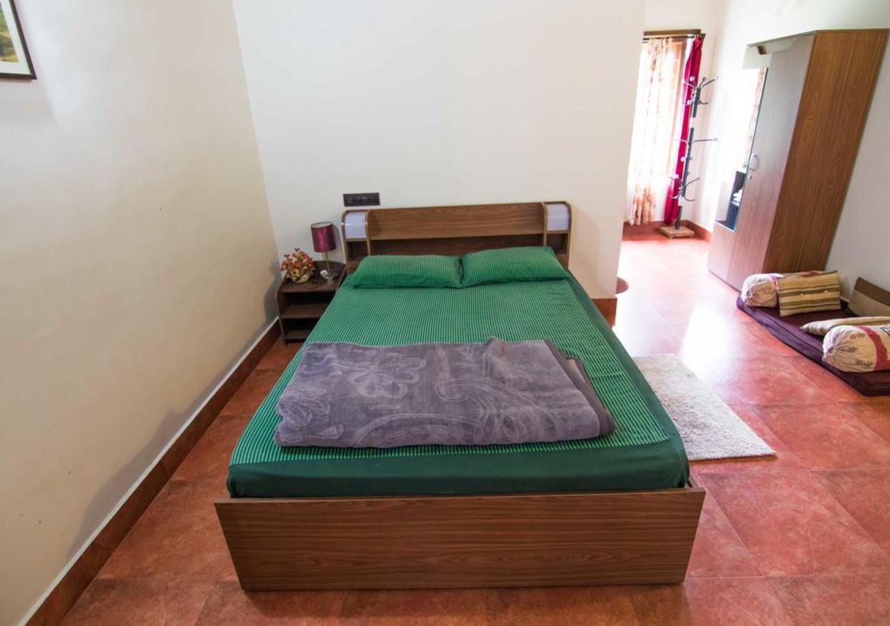 Wanders In Travel Company Hotel Madikeri Exterior photo