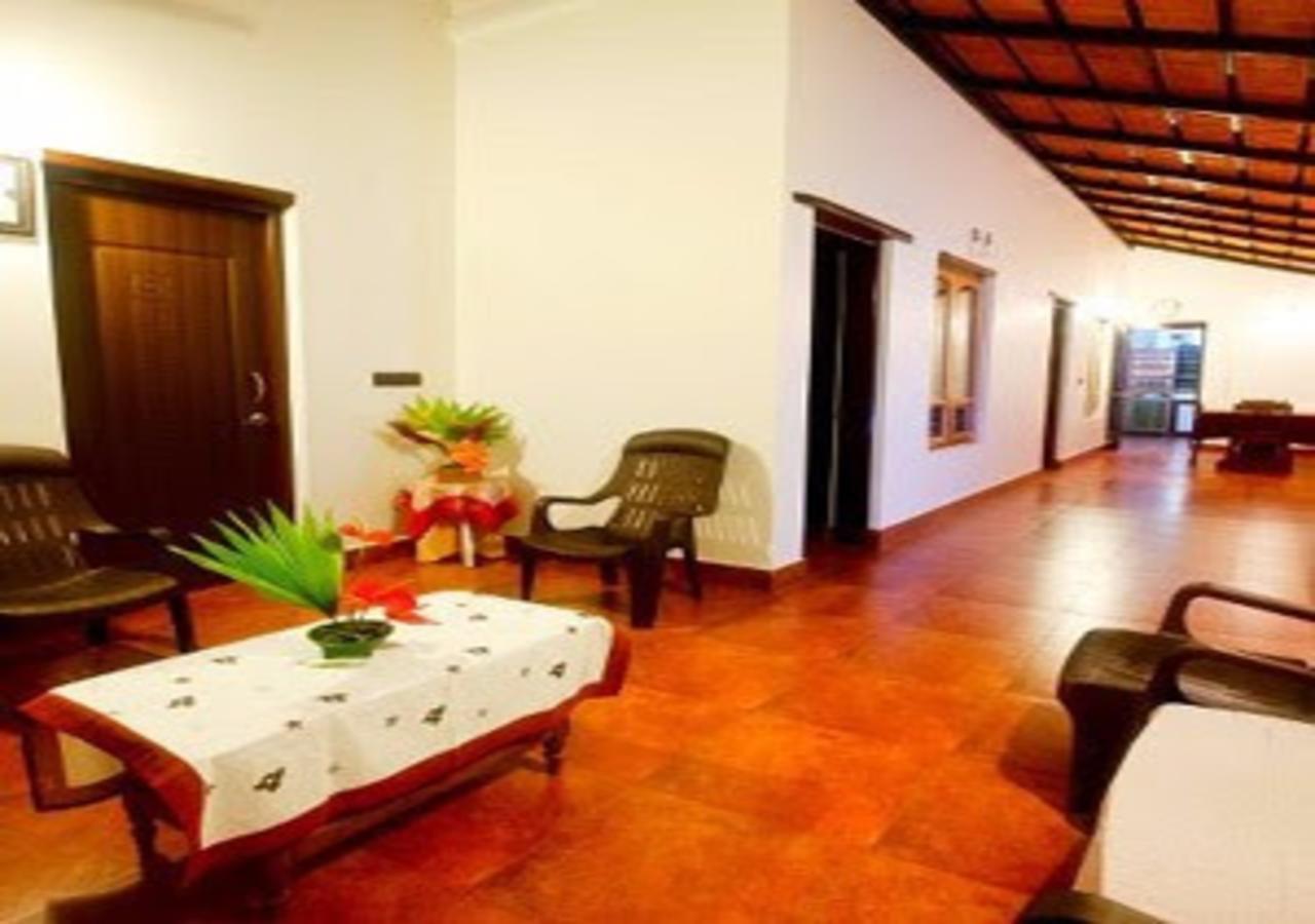 Wanders In Travel Company Hotel Madikeri Exterior photo