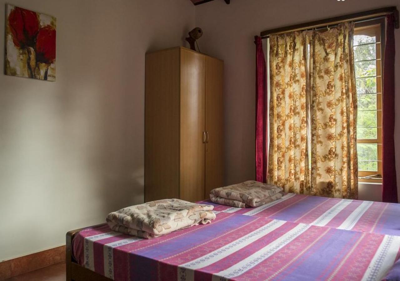 Wanders In Travel Company Hotel Madikeri Exterior photo